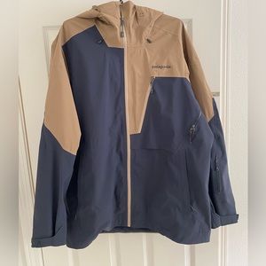 Men’s Patagonia Untracked 3L Goretex Jacket size large